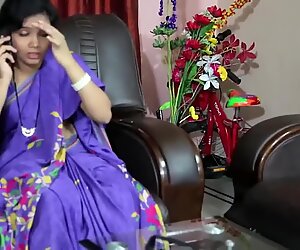 Guy rubs the ass of satin silk saree aunty
