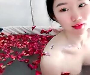 Chinese Live Girl